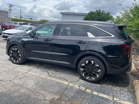 Used 2024 Kia Sorento SX FWD image 4