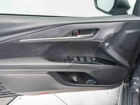 Used 2025 Toyota Camry SE w/ Multimedia Upgrade Package image 22