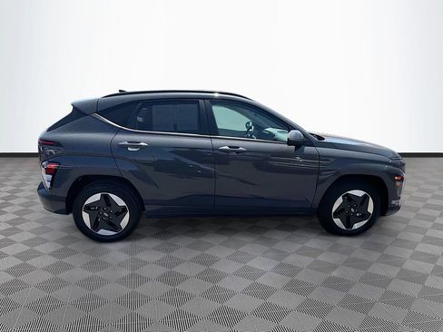 Used 2024 Hyundai Kona SEL FWD image 7