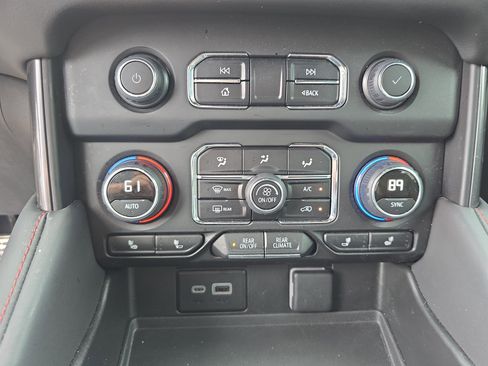 Used 2024 Chevrolet Tahoe RST w/ RST Performance Edition AWD/4WD image 22