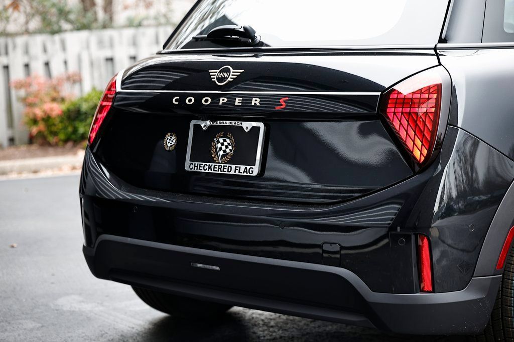 New 2026 MINI Cooper S FWD image 9