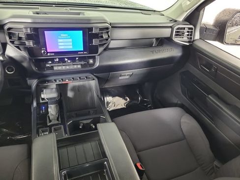 Used 2024 Toyota Tundra SR AWD/4WD image 17