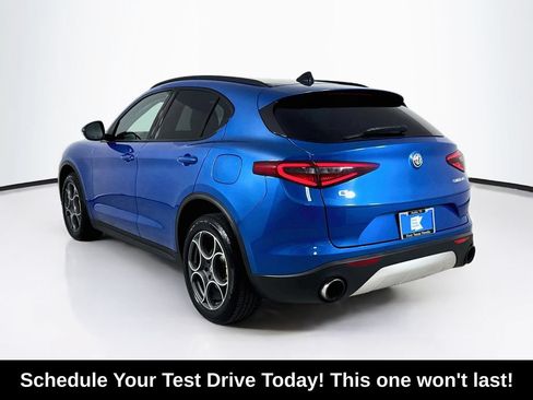 Used 2018 Alfa Romeo Stelvio Sport w/ Quick Order Package 22J Sport AWD/4WD image 6
