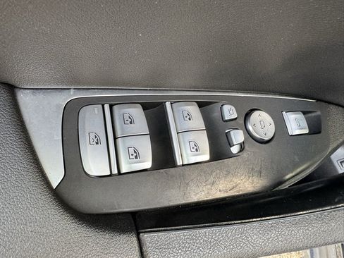 Used 2021 BMW X3 xDrive30e w/ Convenience Package image 27