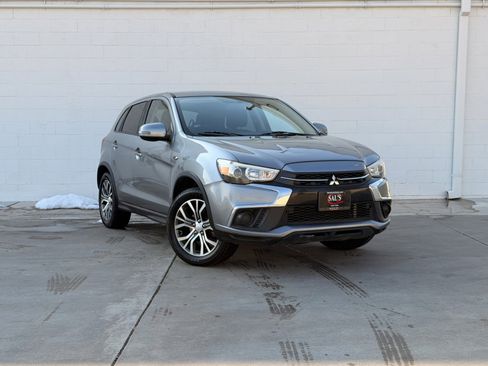 Used 2019 Mitsubishi Outlander Sport ES image 1