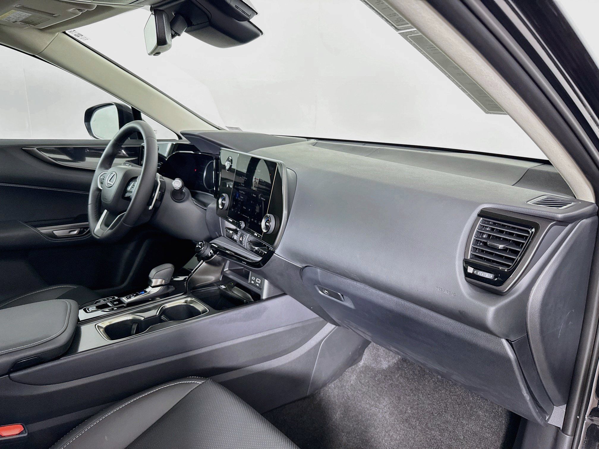 Used 2026 Lexus NX 350h AWD w/ Cold Area Package image 27