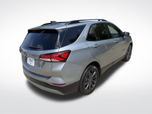 Used 2024 Chevrolet Equinox RS FWD image 8