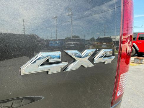 Used 2018 RAM 2500 Tradesman w/ Chrome Appearance Group AWD/4WD image 74