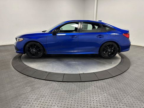 Used 2023 Honda Civic Sport image 8