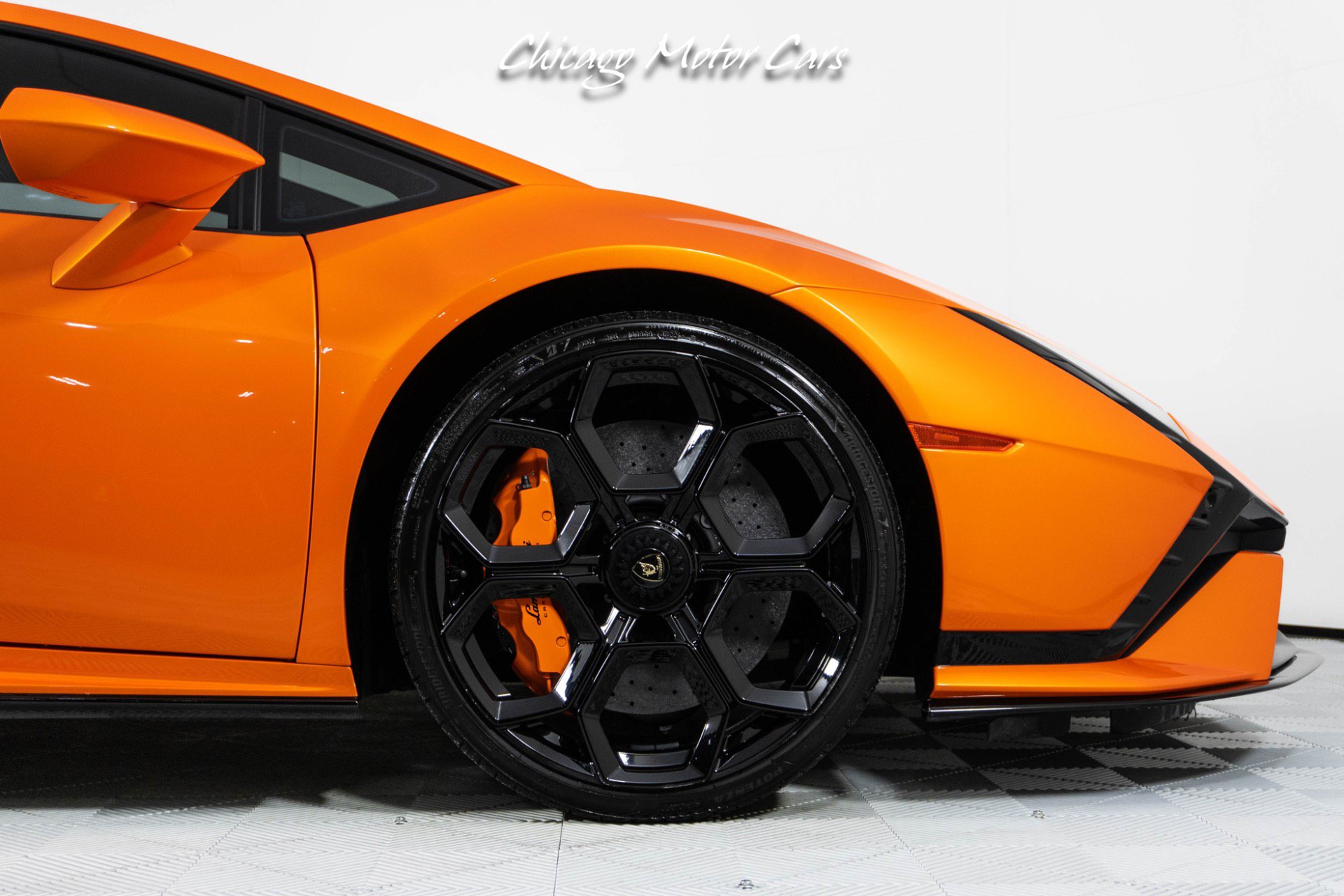 Used 2023 Lamborghini Huracan Tecnica RWD image 11