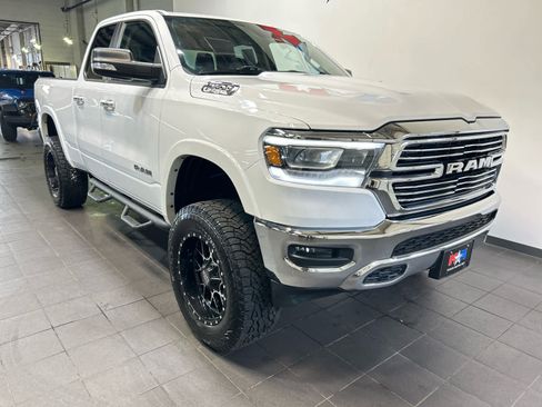 Used 2020 RAM 1500 Laramie AWD/4WD image 2