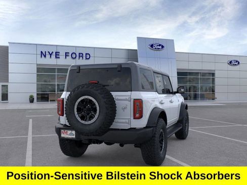 New 2025 Ford Bronco Outer Banks w/ Sasquatch Package image 8