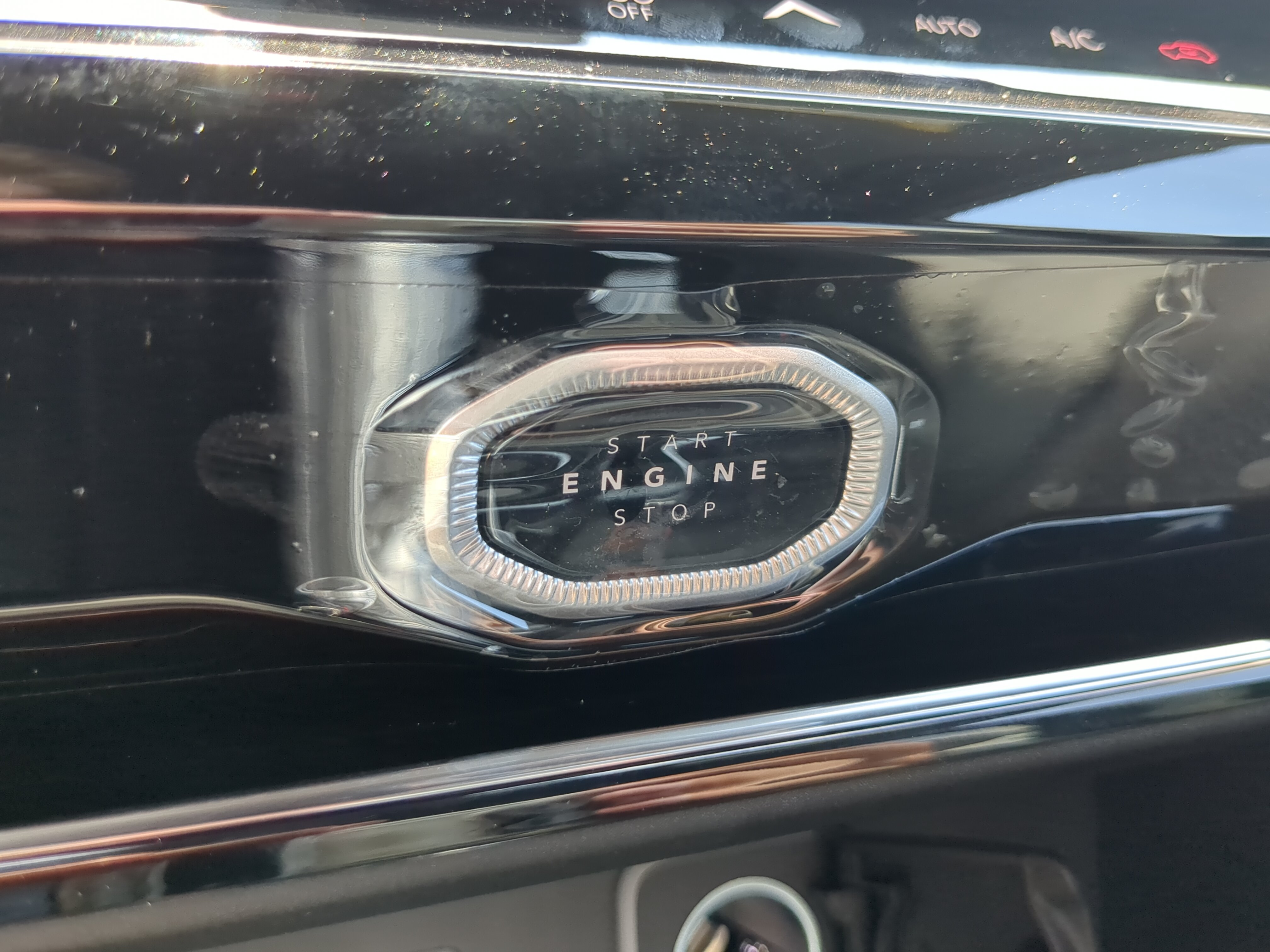 New 2026 Jeep Grand Cherokee Altitude RWD image 27