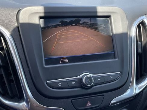 Used 2020 Chevrolet Equinox LT w/ Sport Edition FWD image 18