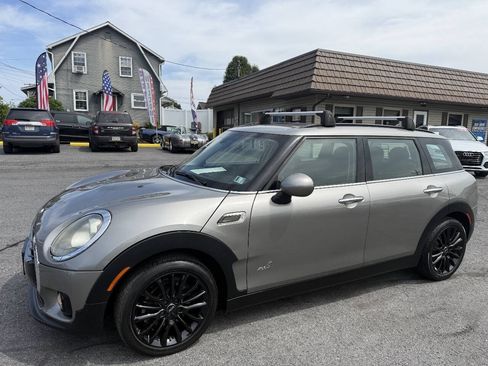 Used 2017 MINI Cooper Clubman ALL4 AWD/4WD image 1
