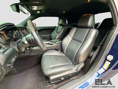 Used 2017 Dodge Challenger SXT Plus RWD image 22