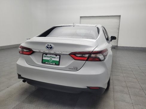 Used 2022 Toyota Camry LE w/ Cold Weather Package image 7