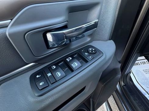 Used 2018 RAM 2500 Big Horn image 26