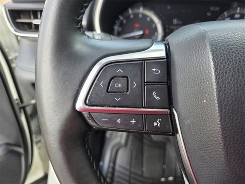 Used 2021 Toyota Highlander XSE image 24