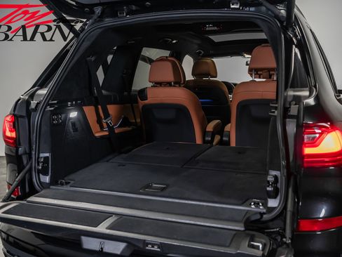 Used 2022 BMW X7 xDrive40i w/ M Sport Package image 52