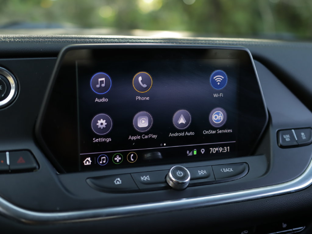 Used 2020 Chevrolet Blazer LT FWD image 13