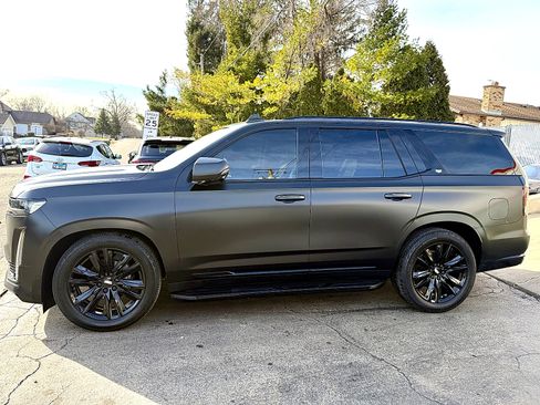 Used 2021 Cadillac Escalade Sport Platinum image 4