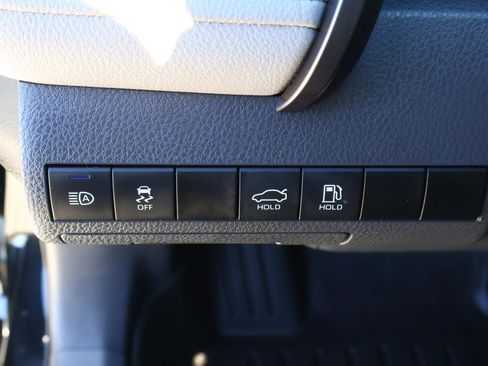 Used 2022 Toyota Camry LE image 21