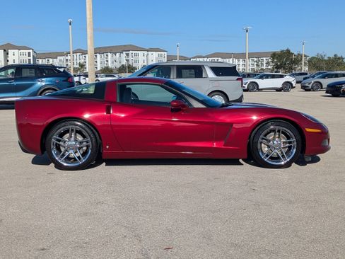 Used 2006 Chevrolet Corvette Coupe w/ Preferred Equipment Group image 31