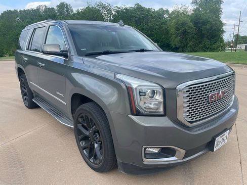 Used 2017 GMC Yukon Denali w/ Open Road Package image 3