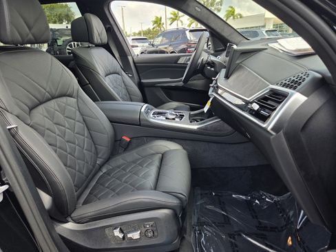 New 2027 BMW X7 xDrive40i w/ M Sport Package AWD/4WD image 18