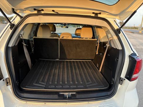 Used 2015 Dodge Journey SXT FWD image 9
