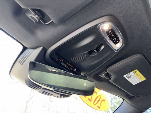 Used 2021 Volvo XC90 T6 R-Design w/ Protection Package Premier image 23