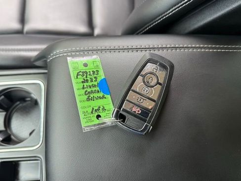 Used 2023 Lincoln Corsair Standard image 41