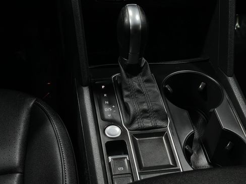 Used 2019 Volkswagen Atlas SE image 26