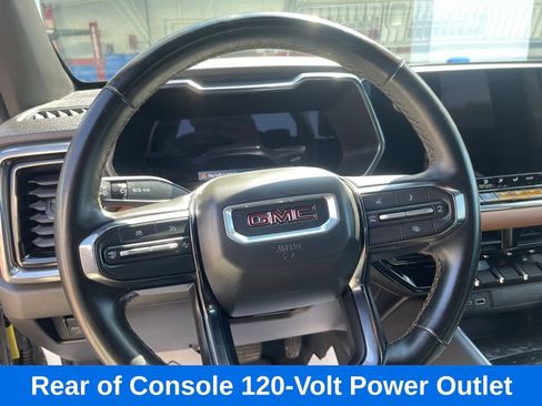 Used 2024 GMC Canyon AT4 AWD/4WD image 14