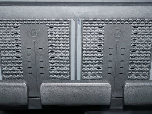 Used 2025 RAM 3500 Limited image 4