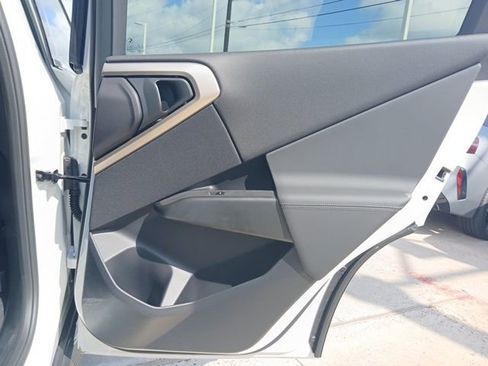 New 2025 BMW X3 xDrive30i w/ Premium Package image 11