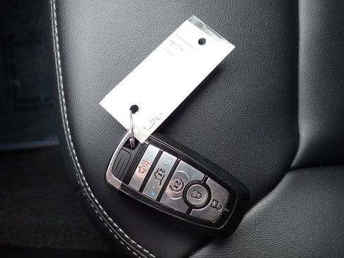 Used 2023 Ford Explorer XLT w/ Equipment Group 202A image 30