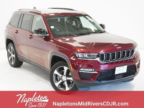 Used 2023 Jeep Grand Cherokee 4WD 4xe image 1