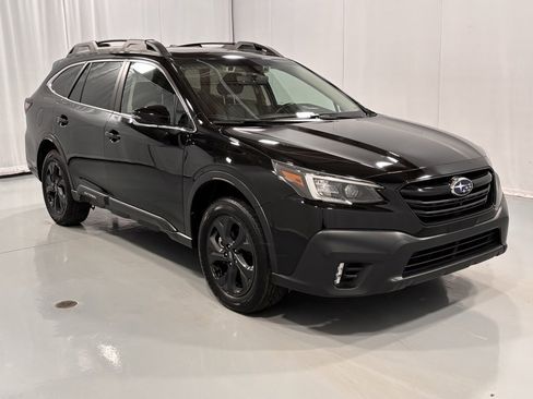 Used 2021 Subaru Outback Onyx Edition XT image 4