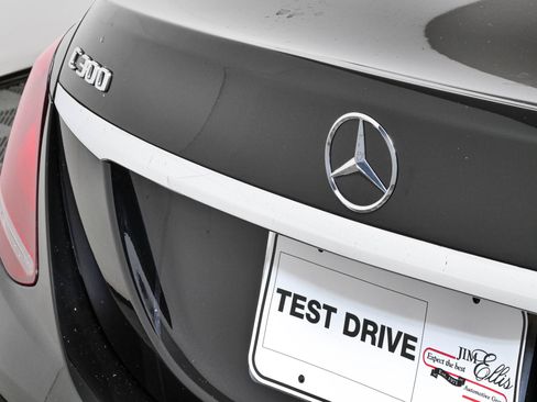 Used 2021 Mercedes-Benz C 300 Sedan w/ Premium Package image 36