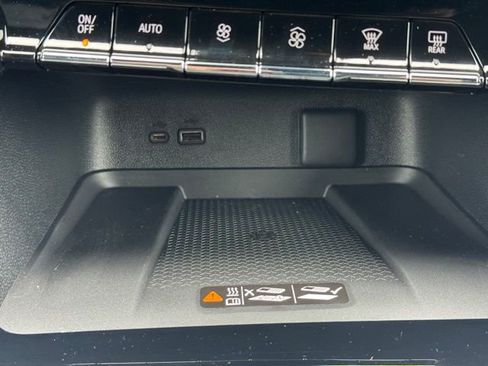 New 2026 Chevrolet Traverse LT AWD/4WD image 11