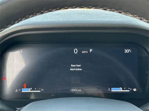 Used 2023 Jeep Grand Cherokee Altitude image 7