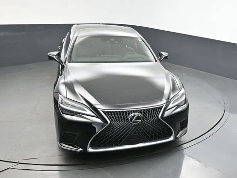 Used 2023 Lexus LS 500h AWD w/ Luxury Package image 38
