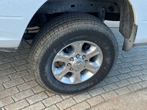 Used 2025 RAM 2500 Big Horn image 12