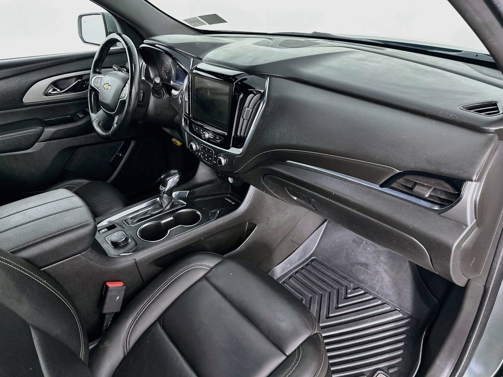 Used 2023 Chevrolet Traverse LT AWD/4WD image 31