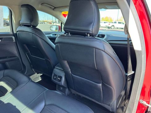 Used 2017 Ford Fusion SE w/ Equipment Group 201A FWD image 28