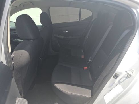 Used 2023 Nissan Sentra SV FWD image 18