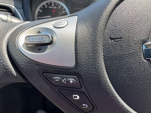 Used 2018 Nissan Sentra SV w/ Premium Package (P01) FWD image 35