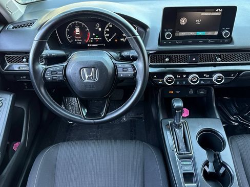 Used 2023 Honda Civic EX image 17